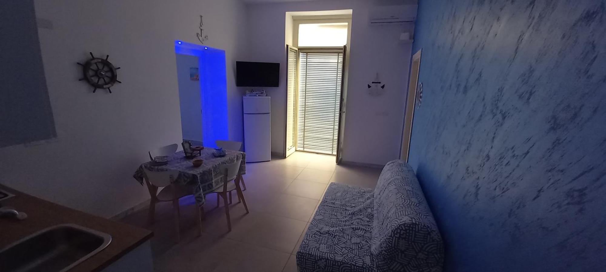 Casa Vacanze La Fenice Наполи Екстериор снимка