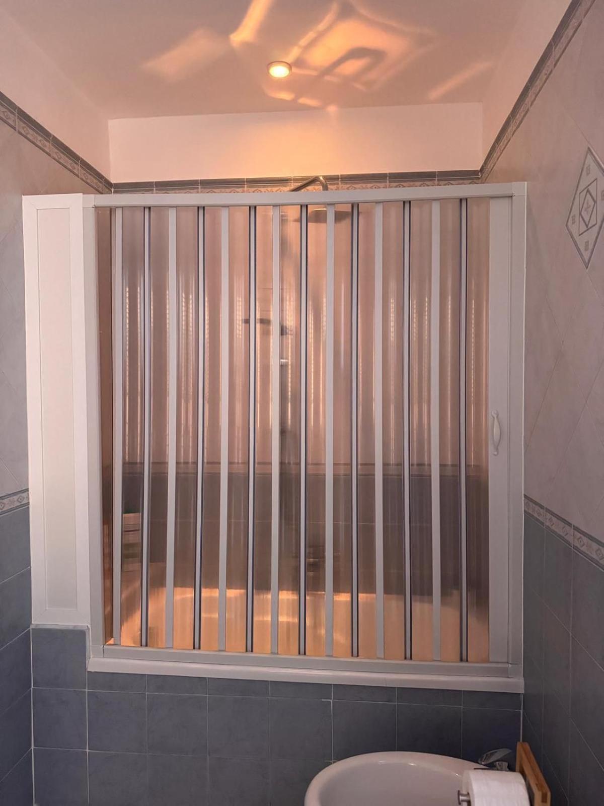Casa Vacanze La Fenice Наполи Екстериор снимка